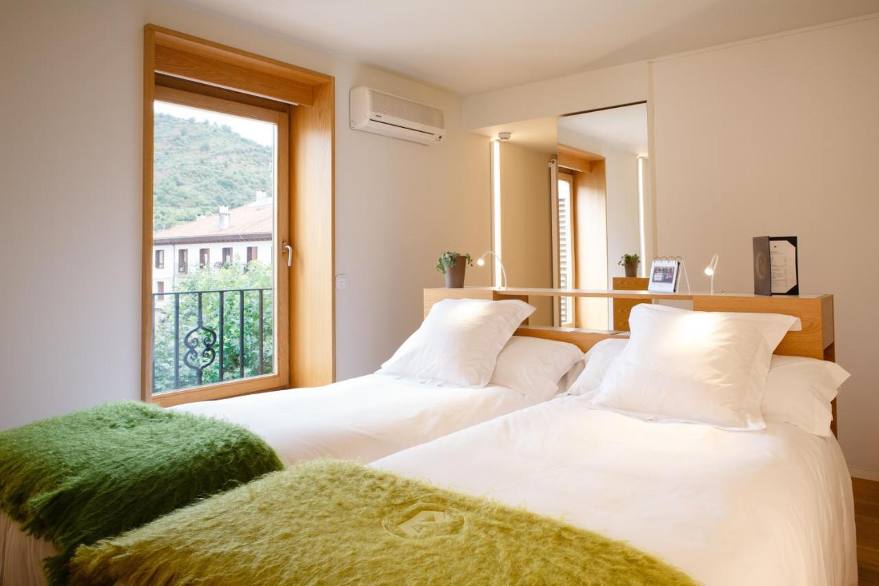 Hotel Echaurren Relais & Chateaux เอซกาไรย์ ภายนอก รูปภาพ